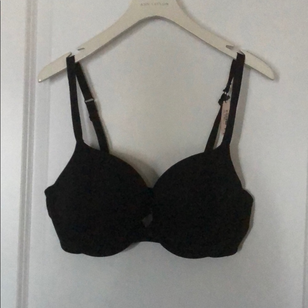 Victoria’s Secret black push up bra 38D NWT